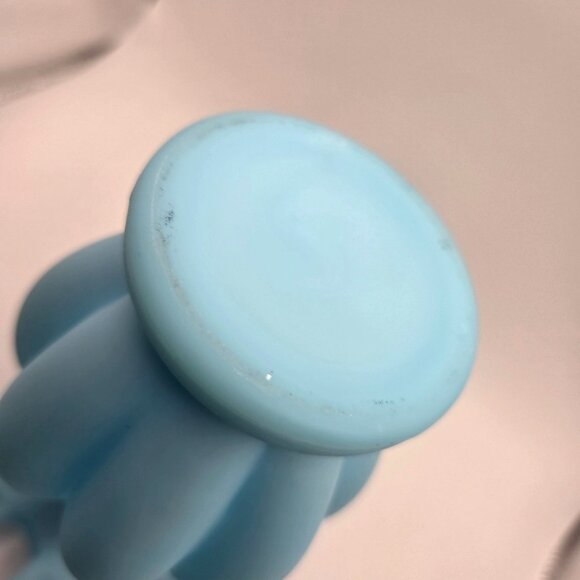 Vintage Fenton Blue Satin Glass 5.5" Melon Vase Ruffled Edge - Picture 11 of 11